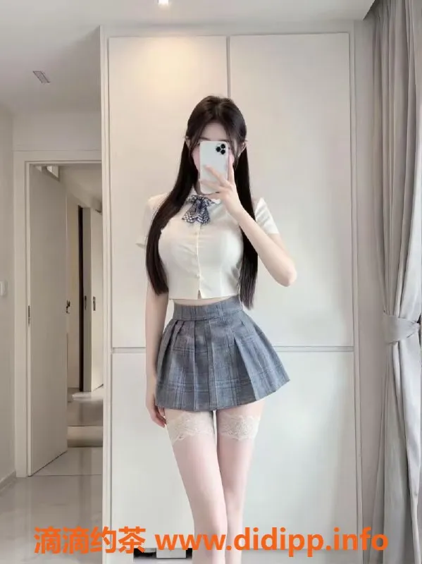 无锡上门服务-梁溪区高颜值霉霉，1800p上门陪浴服务