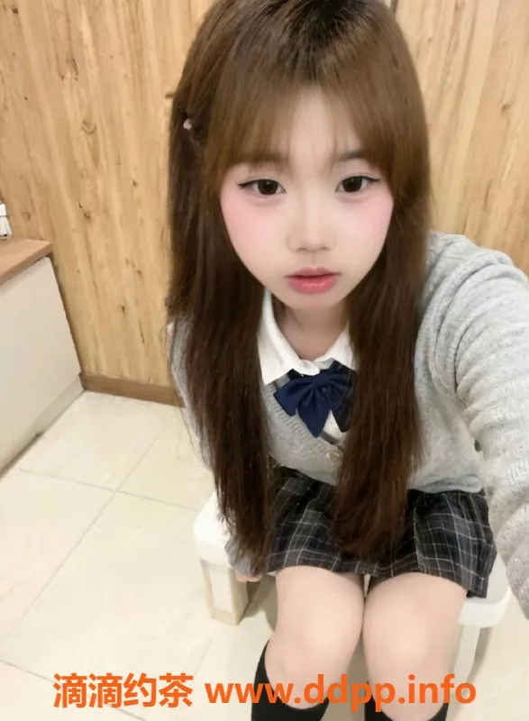 南通楼凤-南通希希，166cm，98斤，C杯，纹身美女