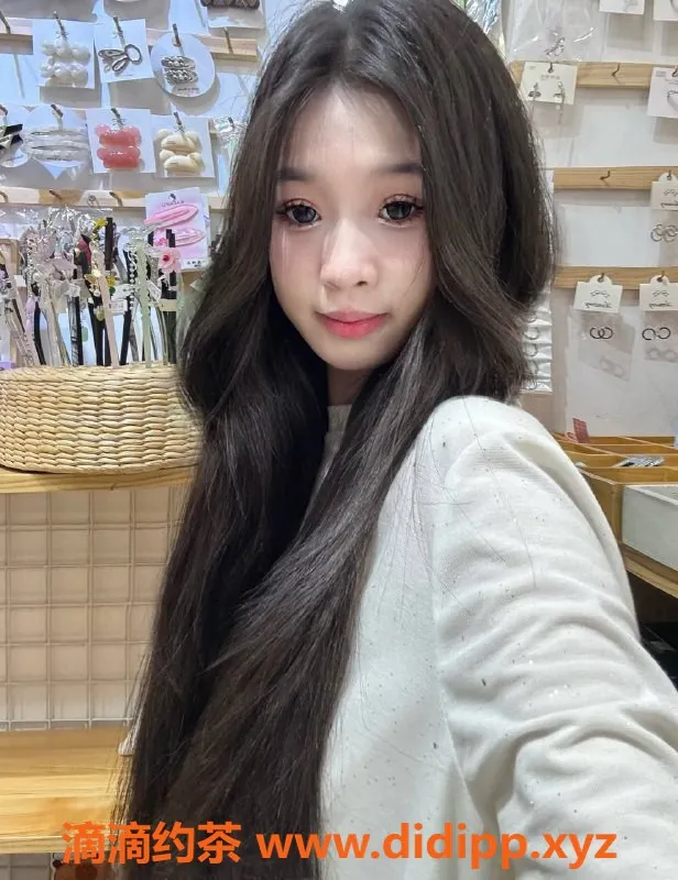 南京楼凤资源信息,雨花青青，800的简单服务，嫩妹纹身颜值超高