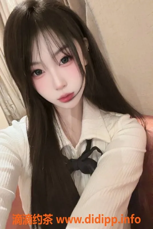 惠州楼凤-嘉嘉 19岁 大亚湾 160cm 85斤 服务洗吹做