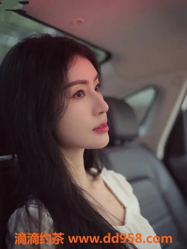 深圳楼凤-南山脱脱，26岁174大长腿，1000起约玩