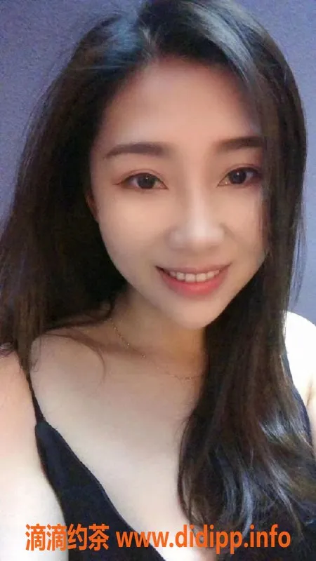 广州楼凤-海珠小芸27岁少妇 160cm 47kg 售价400元