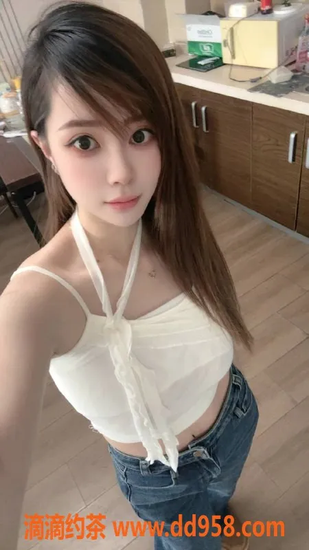 北京上门服务-丰台成寿寺芝凌，162冷白皮美女，茶费8