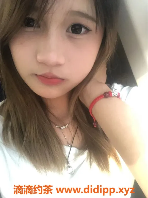 成都楼凤-成都小柔，娇嫩16岁，均匀身材，600元/次