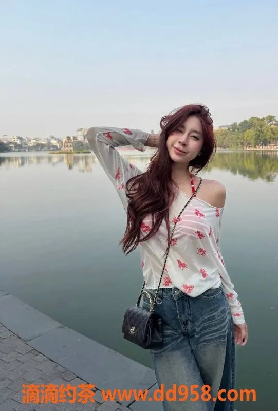 杭州上门服务-24岁混血美女，身高170，热情服务等你来体验！