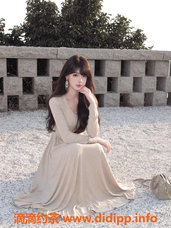 无锡楼凤-惠山天一公馆06瑜伽教练，170cm大长腿