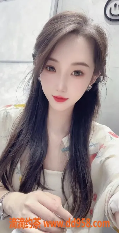 无锡楼凤-滨湖区盈盈，高颜值陪浴，极品身材