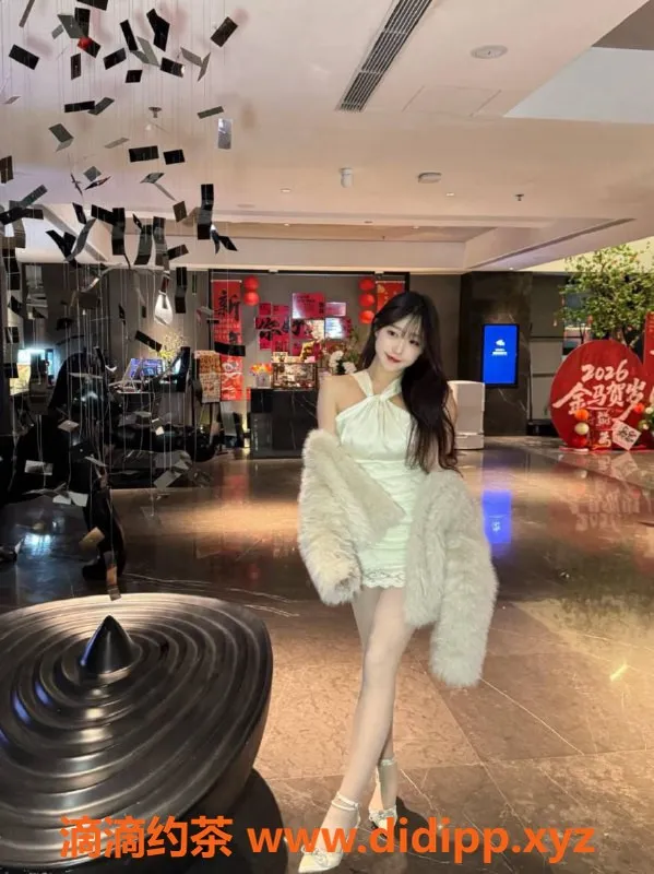 赣州楼凤-赣州小梁陪浴调情服务，167cm B杯