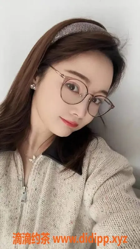 中山楼凤-西区快餐300元，洗吹做400元，体验超赞！