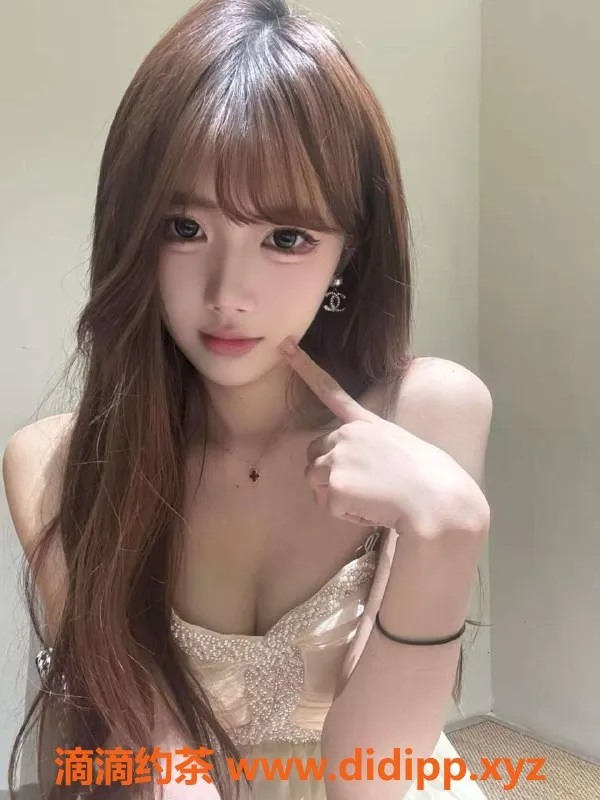 宁波楼凤-宁波兔兔🐰，168cm、46kg、21岁，800P超甜服务