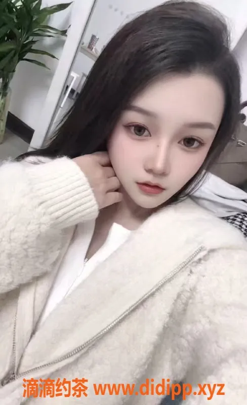 温州楼凤-乐清嫩妹御姐，最低6张起服务欢迎体验