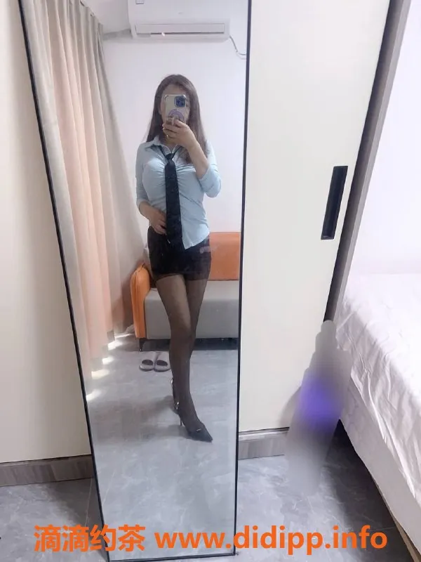 深圳楼凤-南山巨乳少妇，900P起，六九互动来尝鲜！