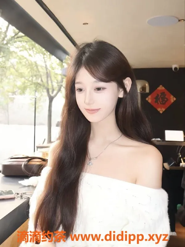 常州楼凤-热巴，166高、83重，武进万达初恋型嫩妹