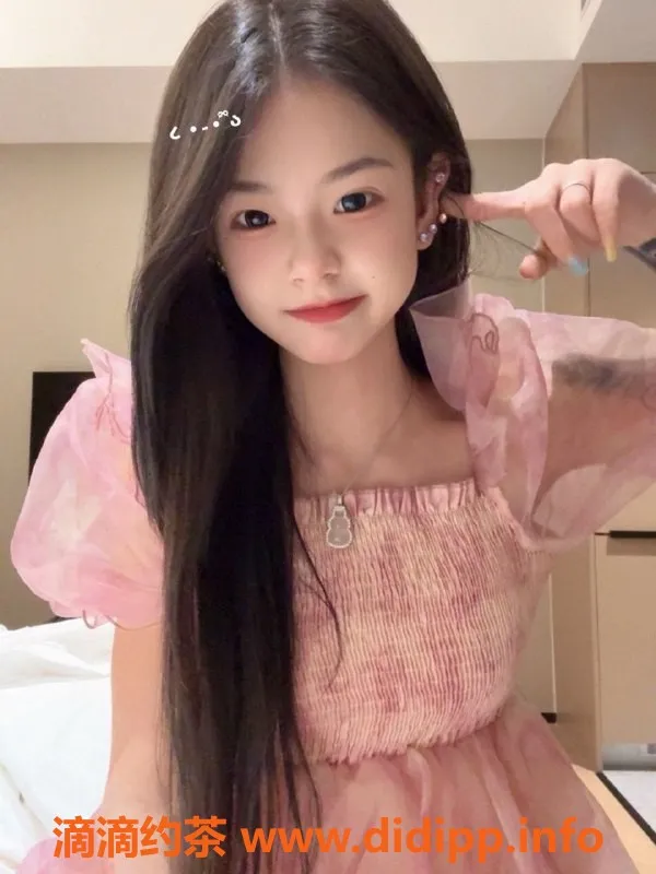 常州楼凤-武进万达小玉，160cm，18岁萝莉，超值体验！