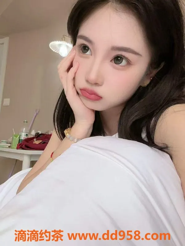 常州楼凤-19岁嫩妹武进万达，身高168，超值服务800起