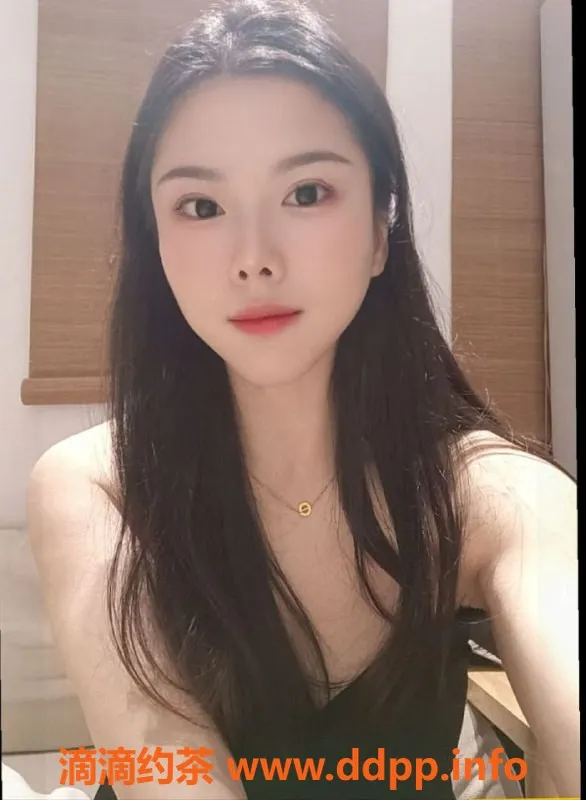 台州楼凤-椒江区妖娆美女CC，身高162cm，36D完美比例！