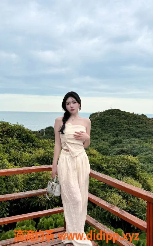 深圳楼凤-小泡泡：外出服务，2500起！