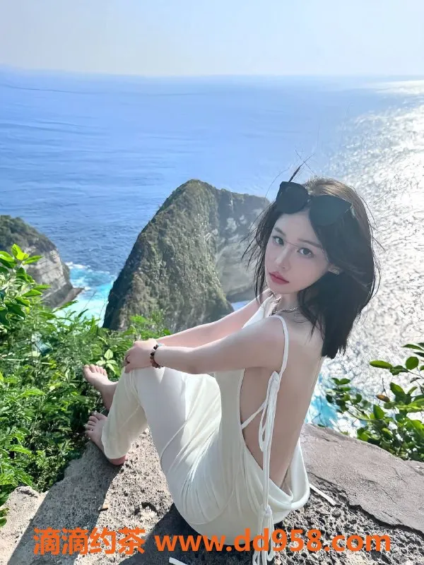 深圳楼凤-南山佳尔，1200元起，制服丝袜嫩妹等你来