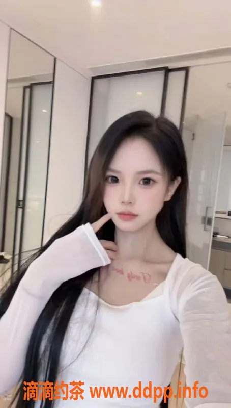 常州楼凤-武进小甜甜，160cm、85斤、C罩杯陪浴服务