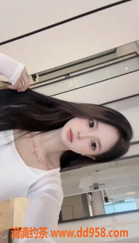 常州楼凤资源信息,武进小甜甜，160cm、85斤、C罩杯陪浴服务