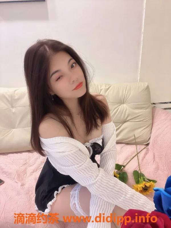 深圳楼凤-罗湖曼妮，500元享鸳鸯浴等多项服务