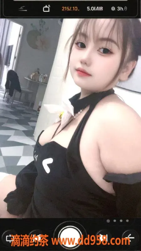 北京楼凤-19岁童颜巨乳小福娃，燕郊专场