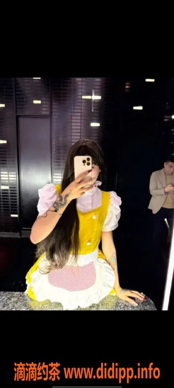 无锡上门服务-滨湖区肖雅 高颜值陪浴 172/54kg