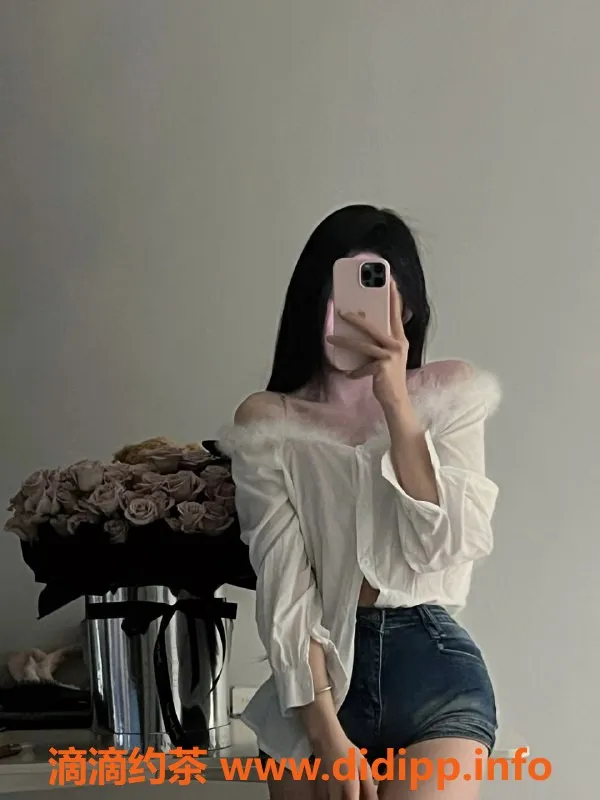 无锡楼凤-锡山区高颜值依涵，175/54kg，陪浴服务