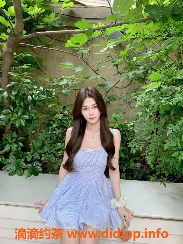 成都上门服务-沐颜御姐车，身材不错，服务态度佳