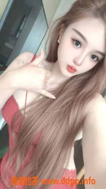 深圳楼凤-福田米涵，1000元体验鸳鸯浴与舌吻