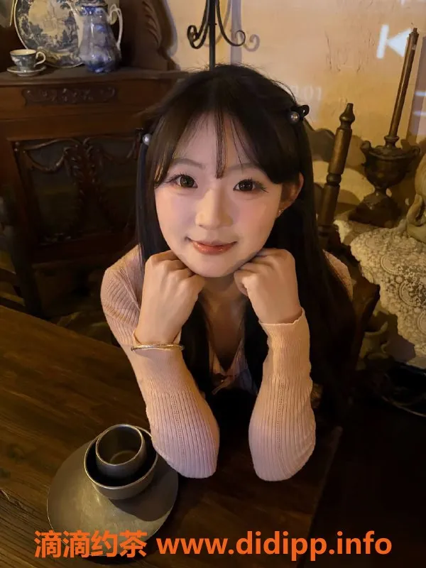 广州楼凤-天河 林书瑶 大学生 800元课费优惠