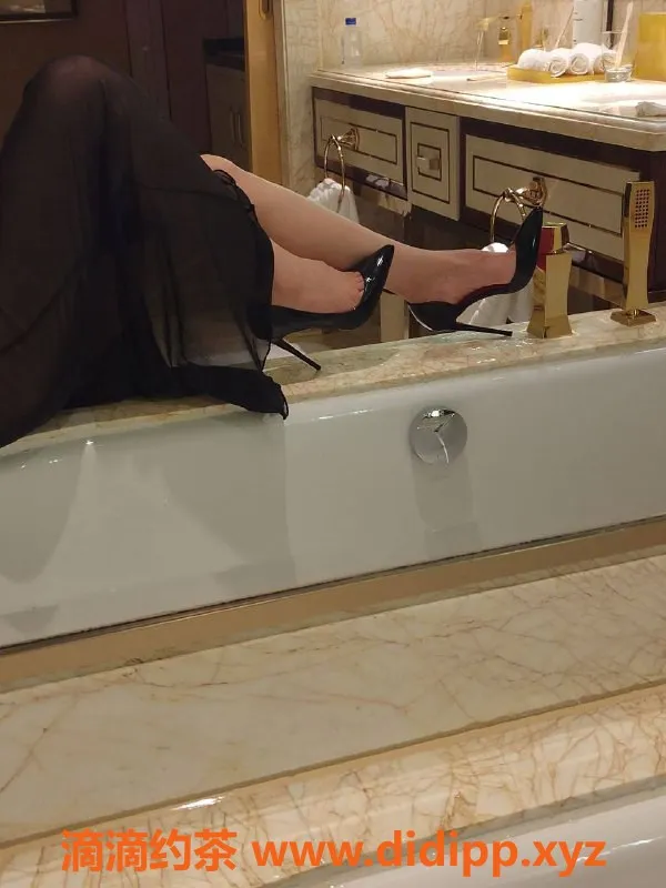 沈阳楼凤-琪琪，服务超棒，身材颜值俱佳，500元体验