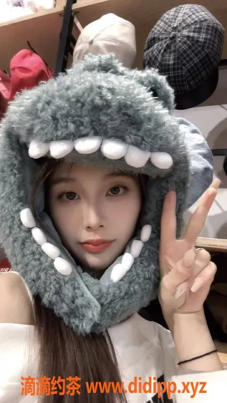 深圳楼凤-福田艾米，162身高、B杯优质服务，900起