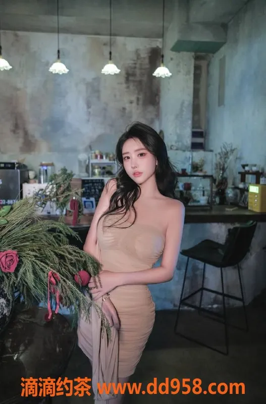 深圳楼凤-罗湖奈奈酱，1688元体验魅力