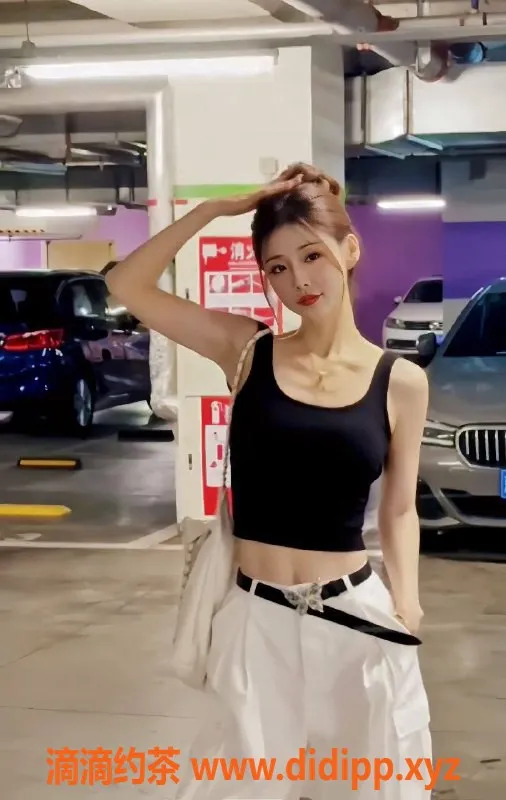 杭州楼凤-东站附近琪琪小网红，25岁，165高，超配合服务