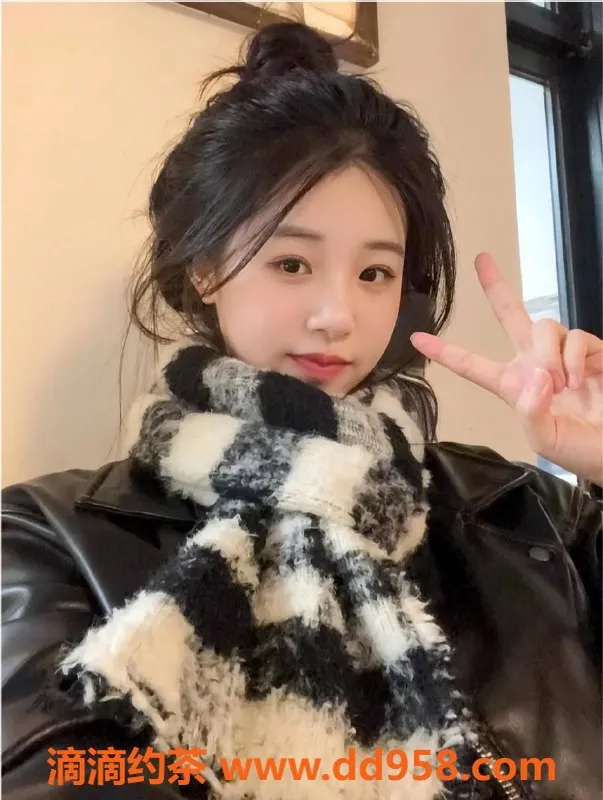 广州楼凤-天河琪琪，水中萧嫩妹，600元体验