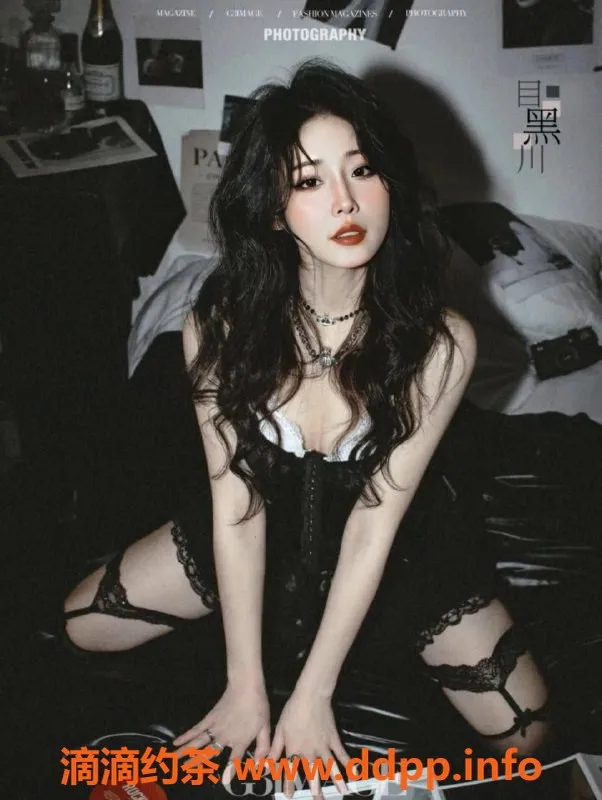 杭州楼凤-东站附近琪琪小网红，25岁，165高，超配合服务