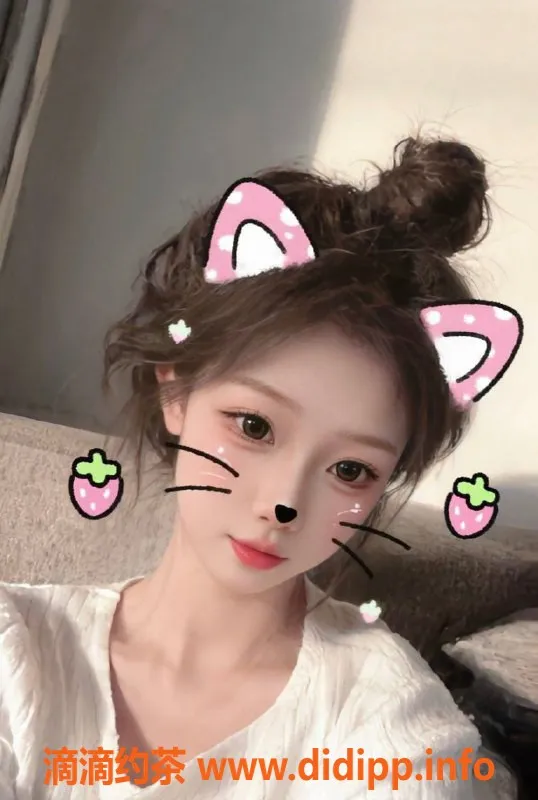 南通楼凤-南通学生兼职奶嘴165cm，90斤，年纪08，P1000