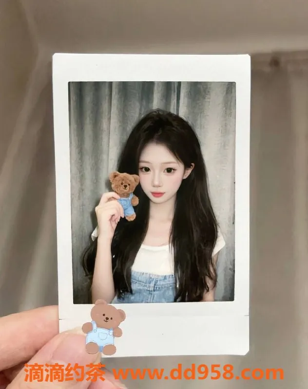 南通楼凤-南通学生兼职奶嘴165cm，90斤，年纪08，P1000