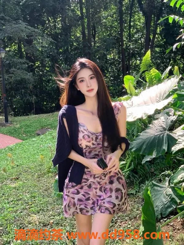 深圳楼凤-福田梦瑶，长腿诱惑，1300P服务