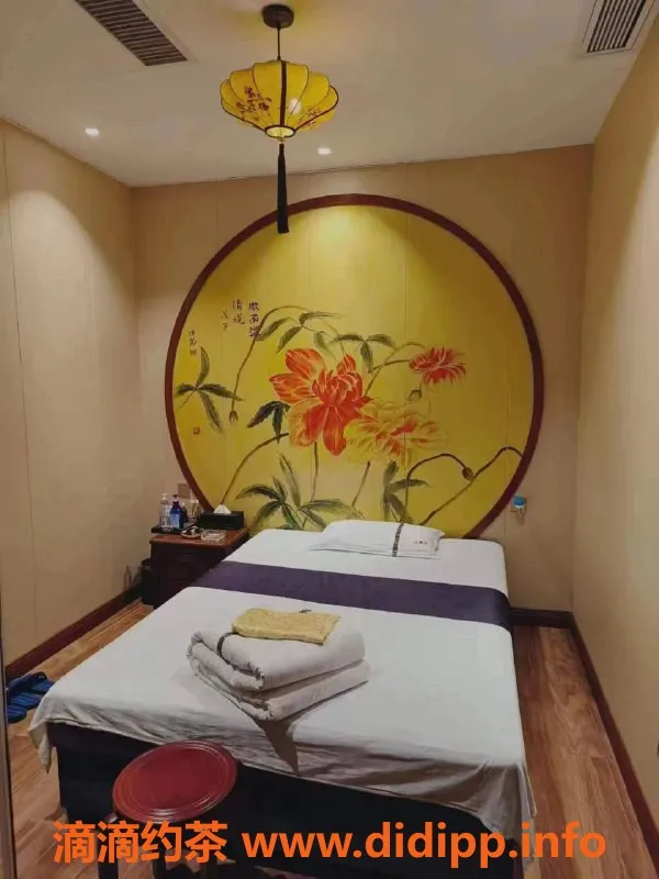 长沙spa会所-岳麓区诚悦假日酒店高颜值技师，性感服务仅379元！