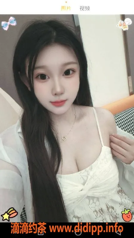 深圳楼凤-龙岗馨馨，20岁165cm，45kg，服务优质