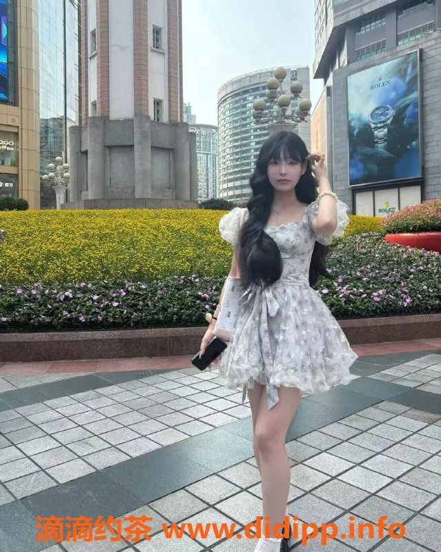 成都楼凤-红牌楼嫩妹豆子，身材优秀，服务一般