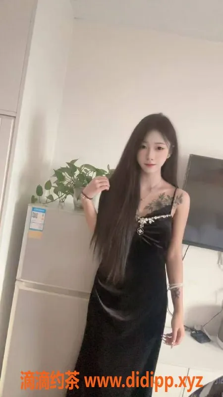 广州楼凤-佛山雯雯，600课费，鸳鸯浴体验