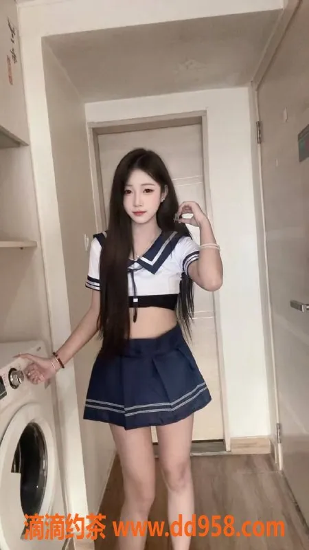 广州楼凤-佛山雯雯，600课费，鸳鸯浴体验