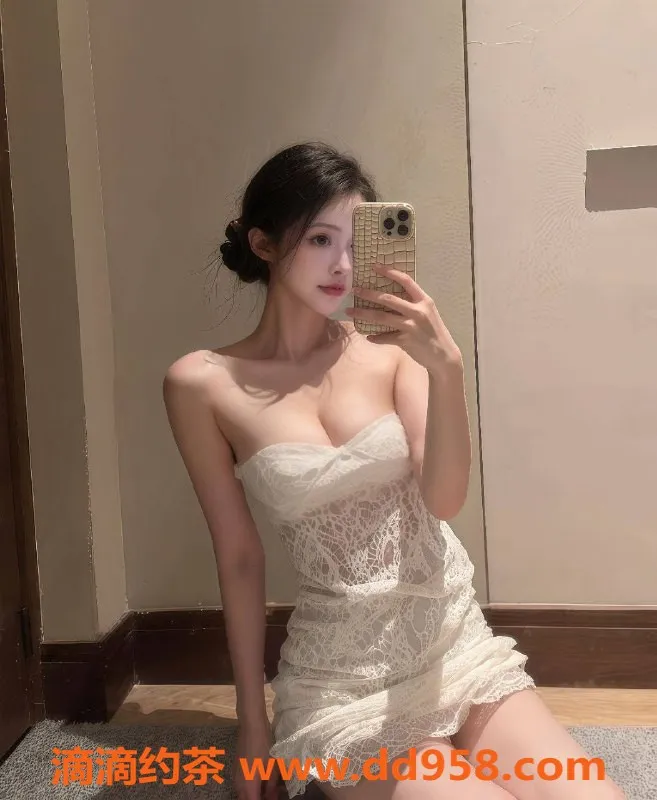 深圳楼凤-南山漫漫：165cm C罩杯，900元起