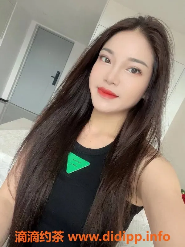 广州楼凤-天河少妇昕昕，69p舌吻体验，600起价