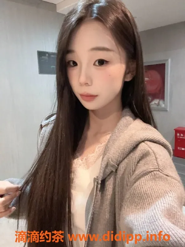 台州楼凤-金华小呆呆，165cm，83斤，600元品茶服务