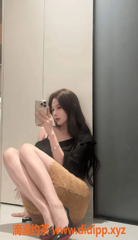 常州楼凤-武进西西，168cm御姐，600元陪浴服务！