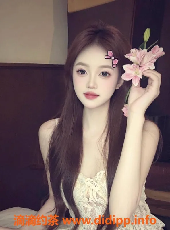 深圳楼凤-南山嫩妹小艺，800P畅享吹箫服务